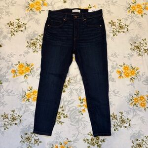 LOFT Size 8P Slim Pockets Skinny Crop Jeans